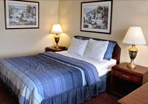 Image of Rodeway Inn Marshall Manor