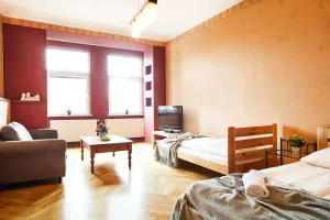Image of Old Town Apartments - B6A