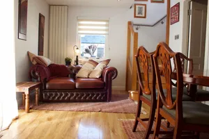 Image of 2 Bedroom House With Free Parking