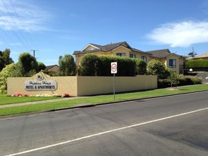 Image of Hopkins House Motel & Apartments