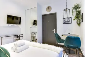 Image of Magnifique Studio Near the Eiffel Tower