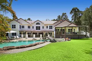 Image of Kingfishers Manor