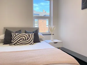 Image of City Center Top Floor Executive Flat