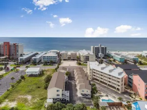 Image of Pet Friendly Condo in Gulf Shores Outdoor Pool