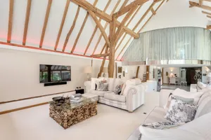 Image of Luxury 3 Bedroom Barn Conversion - Canterbury