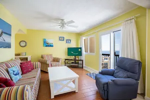 Image of Pinnacle Port, A-708