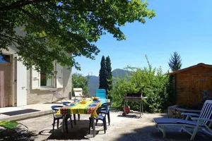Image of Maison charmante à Plan-de-Baix avec vue montagne.