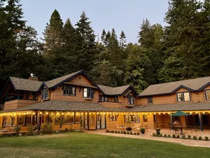 Image of Mount Tom House