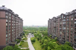 Image of Jhouse Hongqiao Duplex Apartment