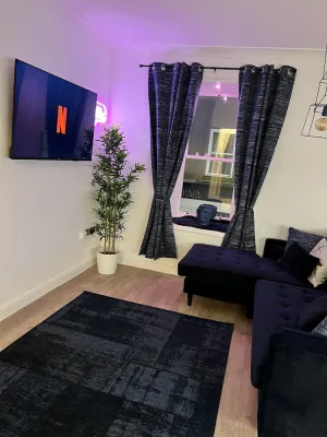 Image of 19B English St