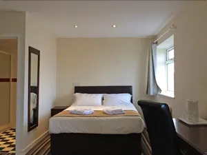 Image of Sunny Days Hotel
