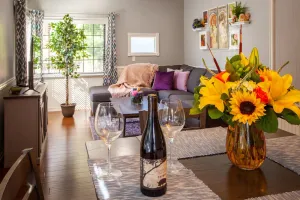 Image of Cute And Relaxing 2br House In Cherry Street District 2 Bedroom Home by Redawning