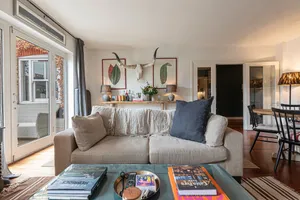 Image of Stylish 2-bed flat w/ terrace near Battersea Park