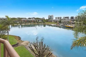 Image of Canal 7 - On The Mooloolaba Canal