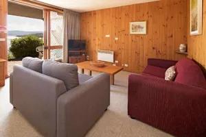 Image of Jindabyne Lake View