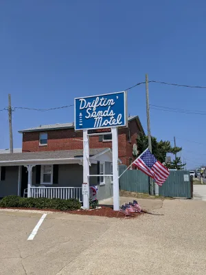 Image of Driftin Sands Motel