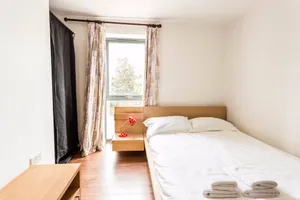 Image of Beautiful and New Home for 5 in West Cambridge