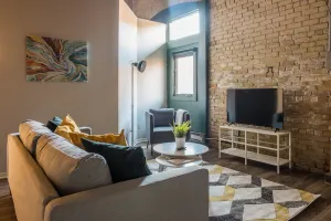 Image of FRONTDESK 50 4th Ave Apts North Loop Warehouse District