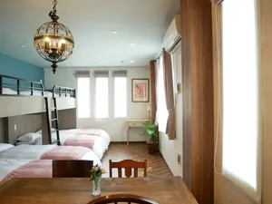 Image of 7 Rooms Hotel & Cafe - 30mins from Disneyland