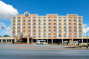 Image of Quality Inn & Suites New York Avenue