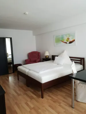 Image of Frankstays