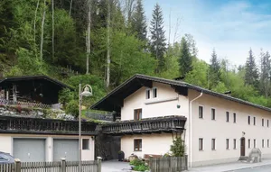 Image of Stunning Apartment in Mühlbach am Hochkönig With 1 Bedrooms and Wifi