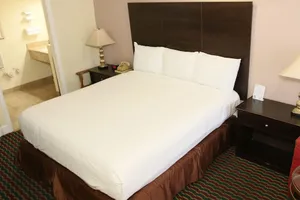 Image of Town and Country Inn