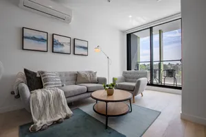 Image of Comfy and warm 2BR Apt at Parkville