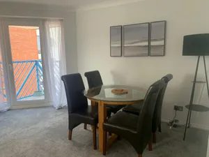 Image of Charming 2-bed Apartment in Swansea