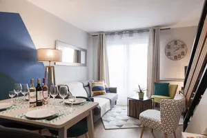 Image of FREE Parking - Self Checkin - WIFI - Panoramique Terrasse - DUPLEX SAINT JEAN - SUPERBORDEAUX
