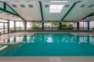 Image of Jungle Duplex with pool 5 min Disneyland