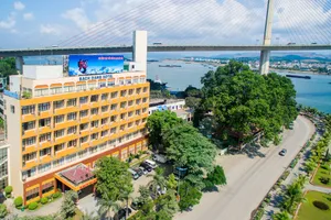 Image of Bạch Đằng Hạ Long Hotel
