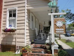 Image of The Captain's Stay