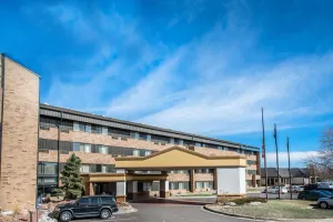 Image of Comfort Inn & Suites Denver