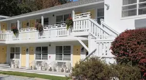 Image of Schooner Bay Motor Inn