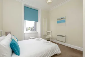 Image of Spacious and Homely One Bedroom Flat in Edinburgh