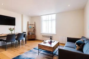 Image of Bright and Modern Apartment in the Heart of Westbourne Grove Between Notting Hill and Bayswater