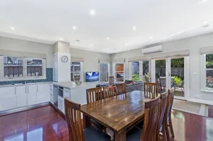 Image of Merri Place