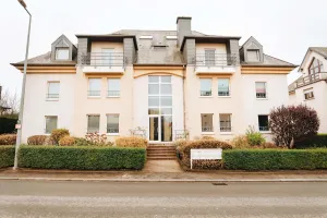 Image of Lux City-Beautiful 1BR Apt w Gdn Balc