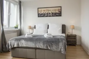 Image of Skyline-Apartment mit Blick auf Essen