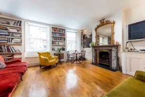 Image of Stunning Covent Garden DREAM COME TRUE Super Quiet HOTEL Alike HOME