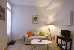 Image of L'Esquile by Cocoonr