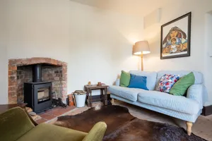 Image of Wonderfully Quirky 3BD Home Amberley West Sussex