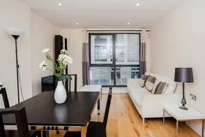 Image of Modern 2 bed Flat Near O2 & Canary Wharf