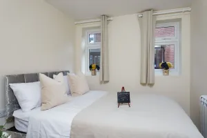 Image of Luxury Burgess Apartments