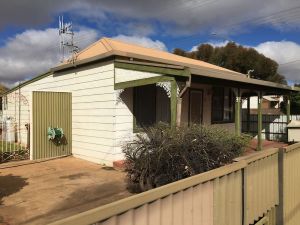 Image of Away Cottages Broken Hill