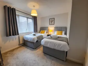 Image of 2BR-Dean House-Kitchen-Dog Friendly-Parking-Fast WiFi