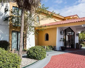 Image of Sunrise Inn & Suites New Orleans