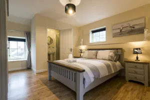 Image of Seagulls Nest - 2 Bedroom Apartment - Tenby