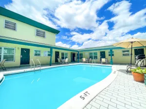 Image of The Clevelander